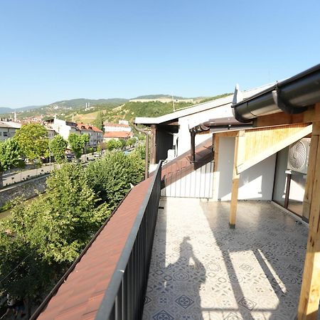 Biond Hotel Призрен Экстерьер фото
